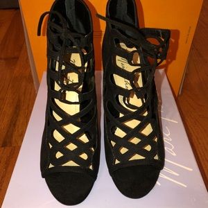 Urbana Marc Fisher Heels